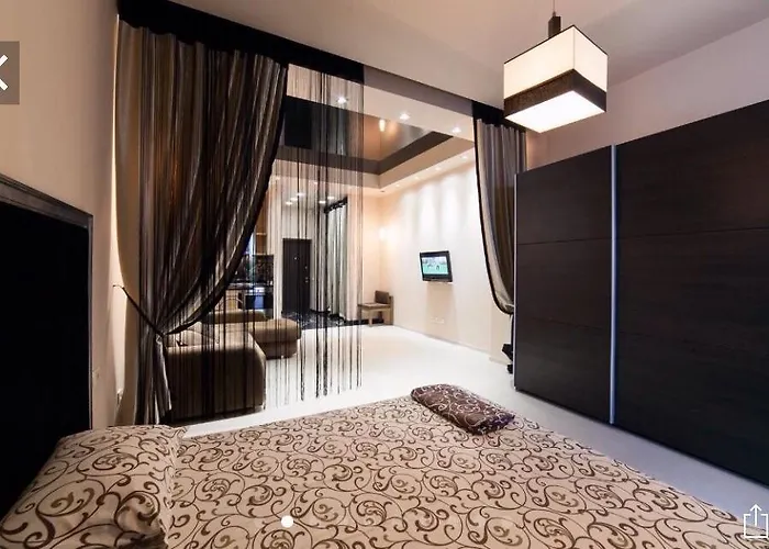 Arkadiyskiy Dvorets Daire *